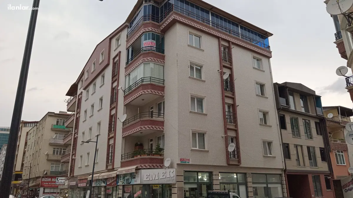 Tokat Merkez Yarahmet Mahallesi 7+1 443 m² satılık daire - Fotoğraf 1