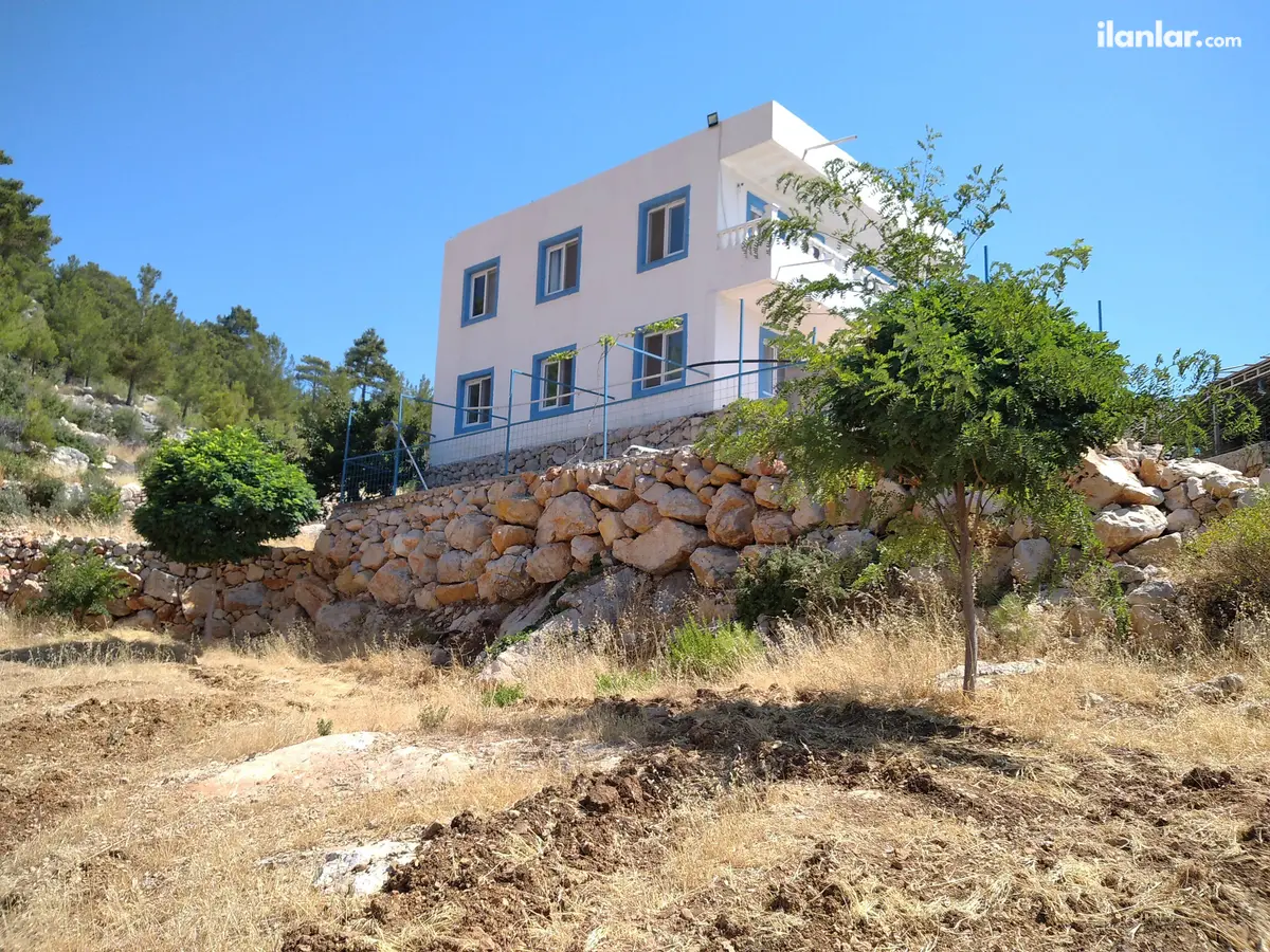 Mersin Aydıncık Yenikaş Mahallesi 2+1 200 m² kiralık çiftlik Evi - Fotoğraf 2