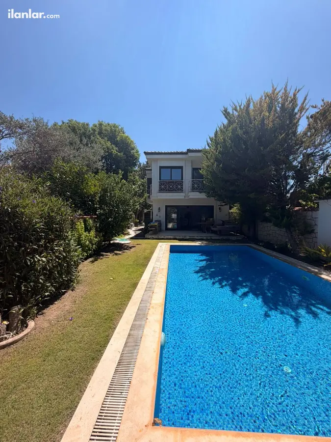 İzmir Çeşme Alaçatı Mahallesi 2+1 130 m² satılık villa - Fotoğraf 1