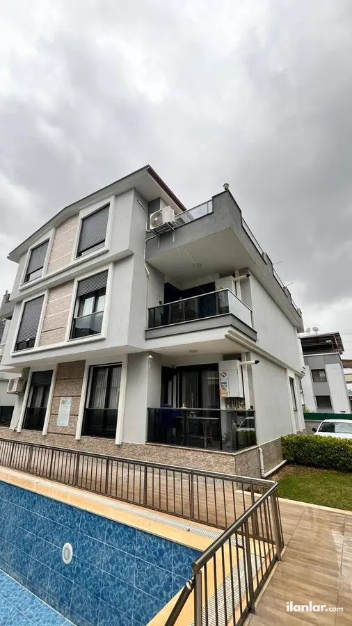 İzmir Menderes Mithatpaşa Mahallesi 3+1 180 m² satılık daire - Fotoğraf 2