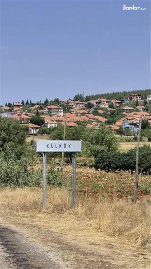 Uşak Karahallı Külköy Köyü Mahallesi 2.884 m² satılık tarla arsa - Fotoğraf 2