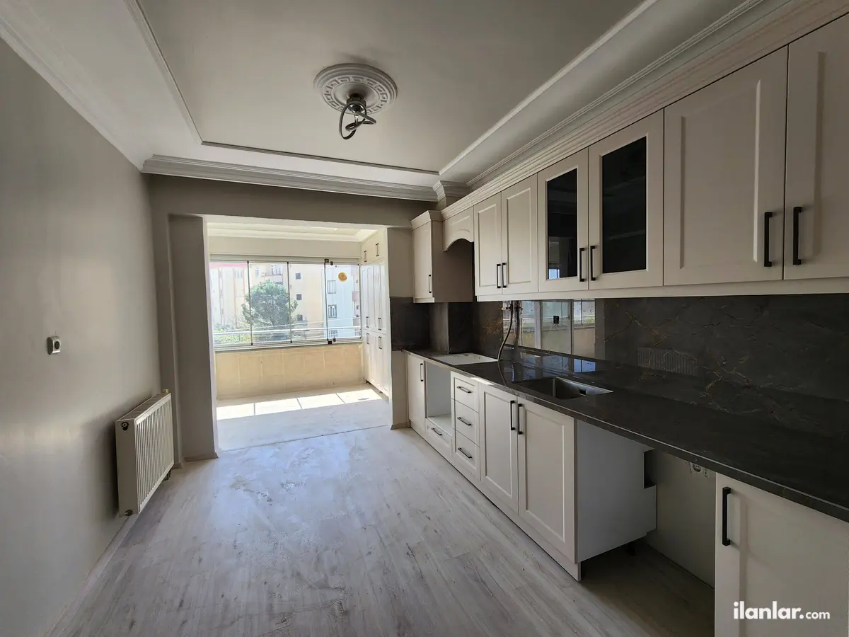 Kahramanmaraş Onikişubat Karamanlı Mahallesi 4+1 185 m² satılık daire - Fotoğraf 1