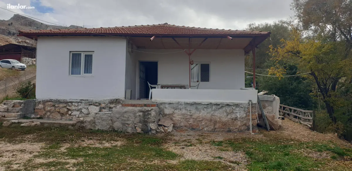 Antalya Korkuteli Kayabaş Mahallesi 2.059 m² satılık tarla arsa - Fotoğraf 1