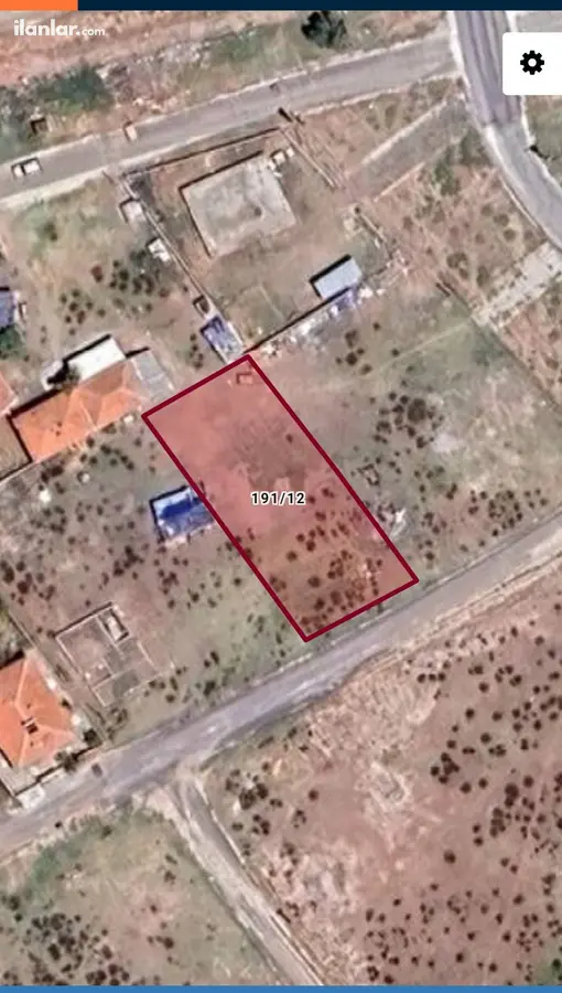 Aksaray Merkez Yavuz Sultan Selim Mahallesi 748 m² satılık konut arsa - Fotoğraf 1