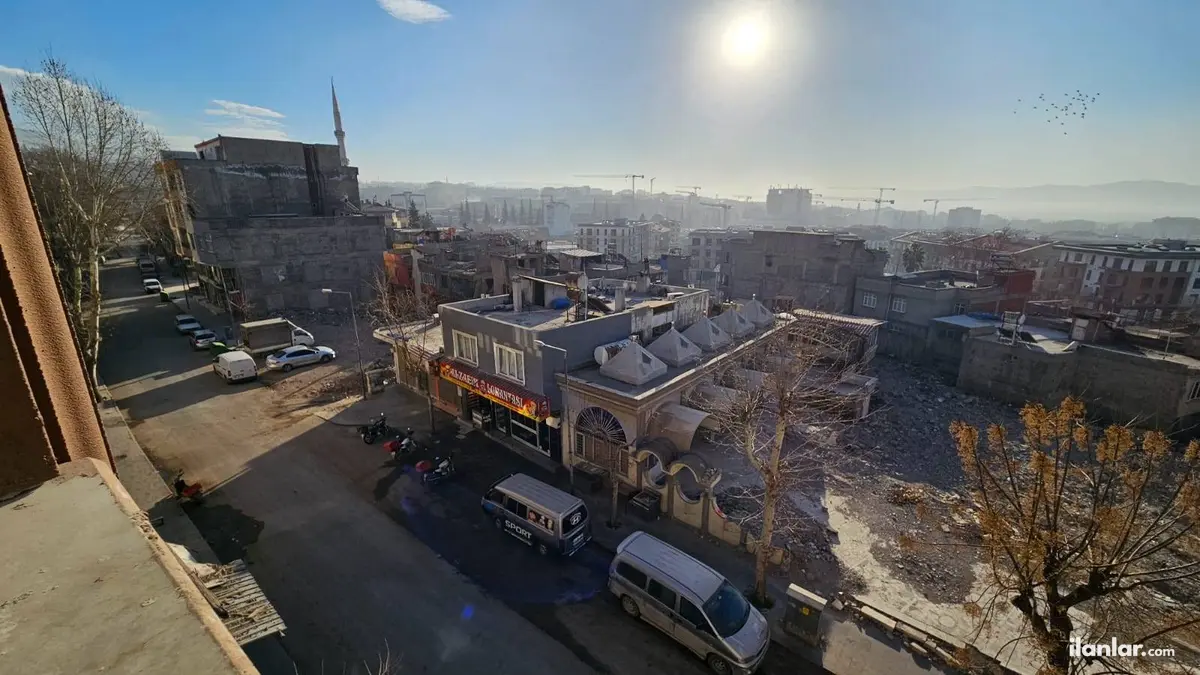 Kahramanmaraş Onikişubat Dumlupınar Mahallesi 2+1 100 m² satılık daire - Fotoğraf 3