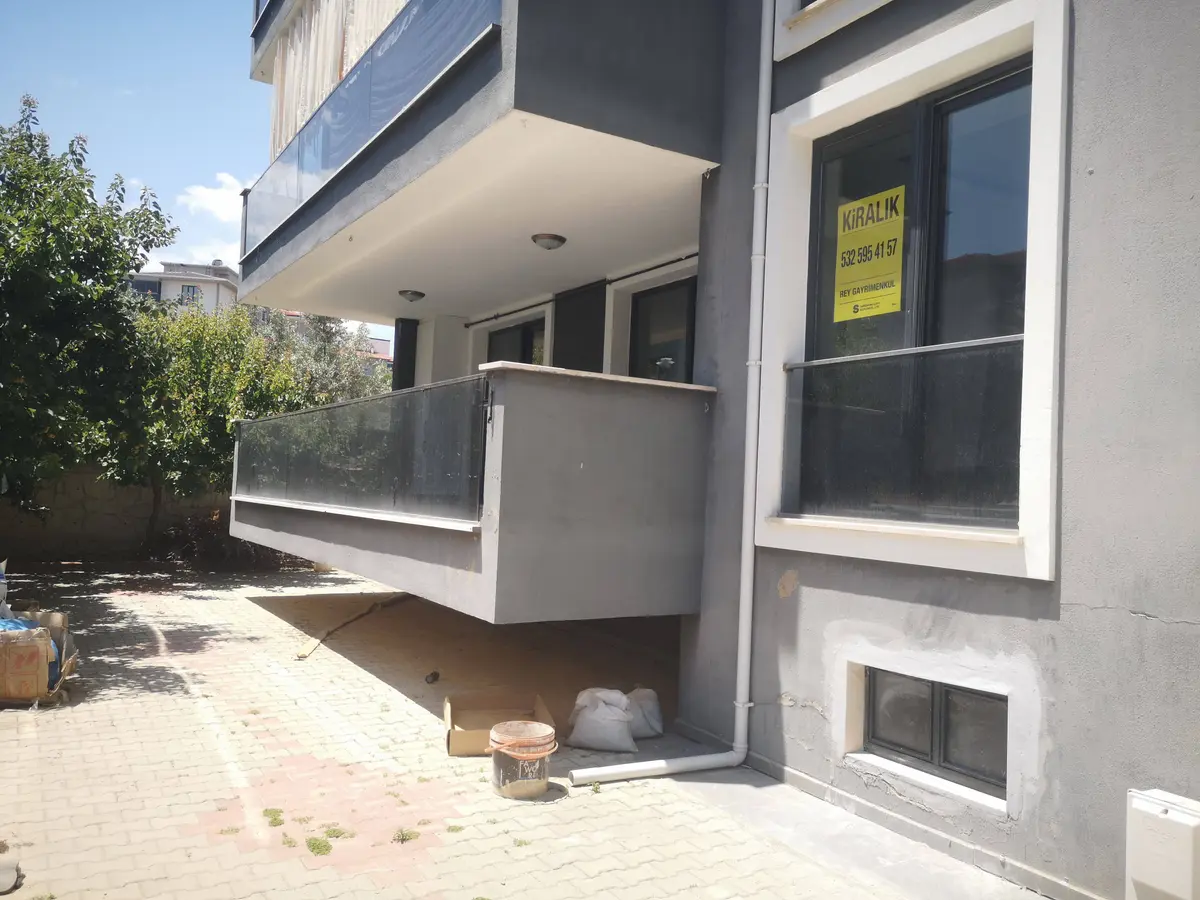 Denizli Merkezefendi Yenişafak Mahallesi 3+1 150 m² kiralık daire - Fotoğraf 1