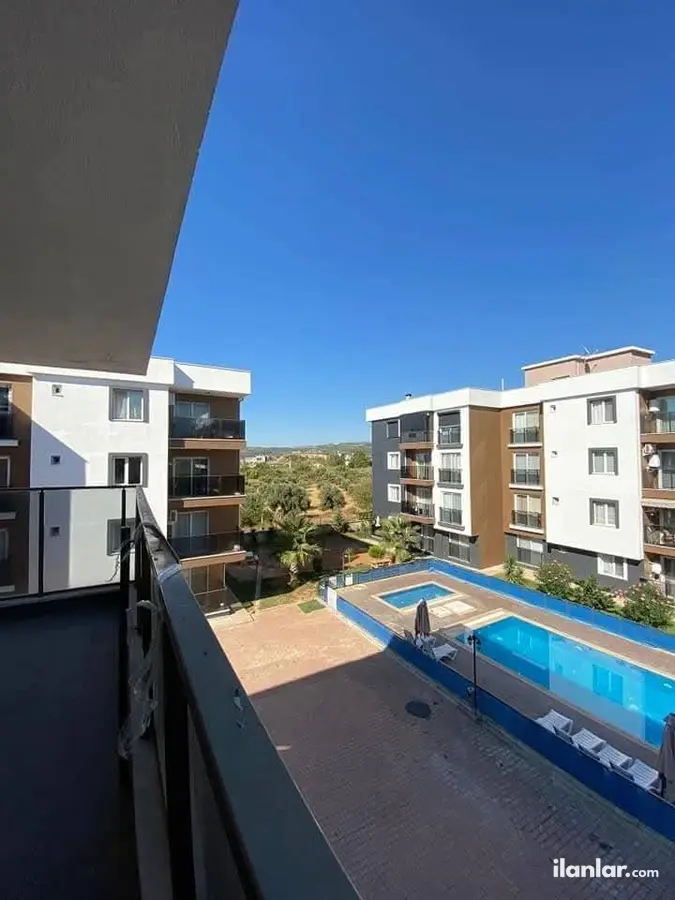 Aydın Kuşadası Davutlar Mahallesi 2+1 75 m² satılık daire - Fotoğraf 1
