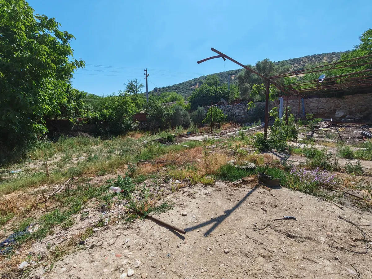 İzmir Tire Hasançavuşlar Mahallesi 700 m² satılık muhtelif Arsa arsa - Fotoğraf 3