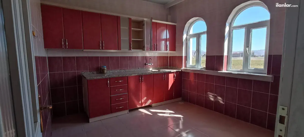 Aksaray Merkez Paşacık Mahallesi 3+1 160 m² kiralık müstakil Ev - Fotoğraf 2