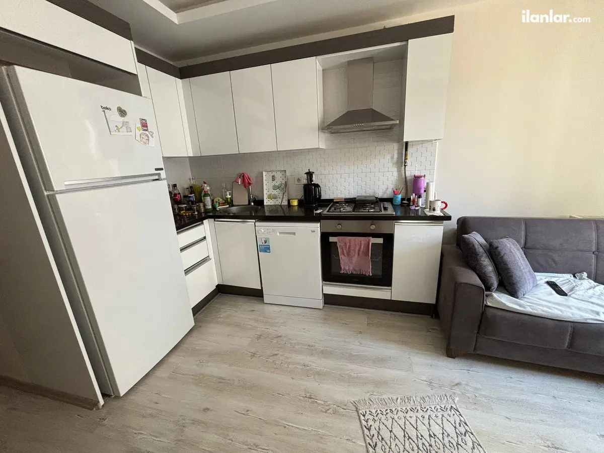 İzmir Bornova Erzene Mahallesi 1+1 60 m² kiralık daire - Fotoğraf 1