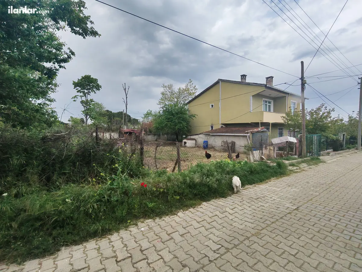 Tekirdağ Çorlu Yenice Mahallesi 304 m² satılık villa arsa - Fotoğraf 2