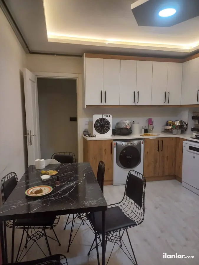 İzmir Bornova Mevlana Mahallesi 2+1 77 m² satılık daire - Fotoğraf 1