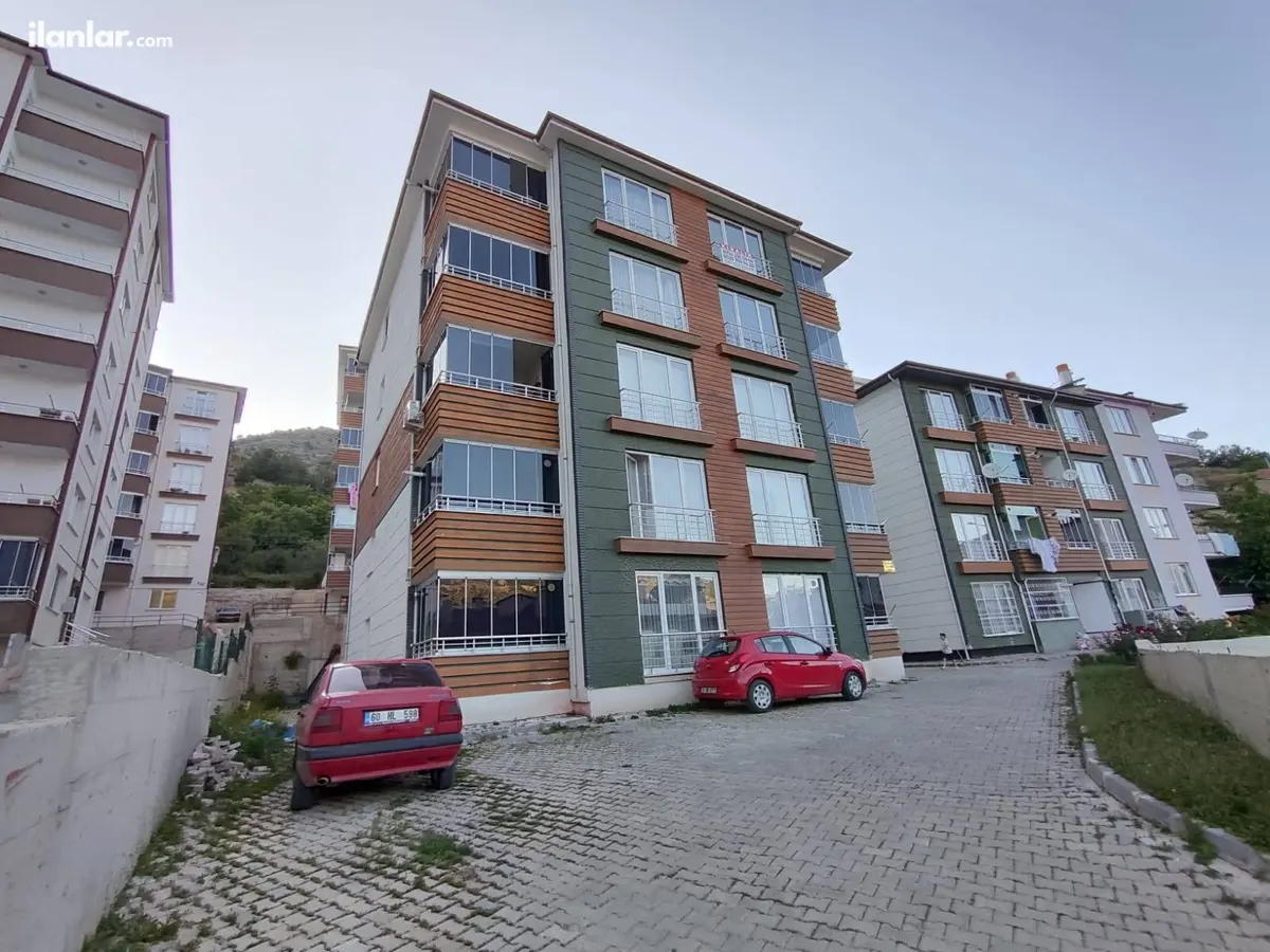 Tokat Merkez Perakende Mahallesi 3+1 120 m² kiralık daire - Fotoğraf 1