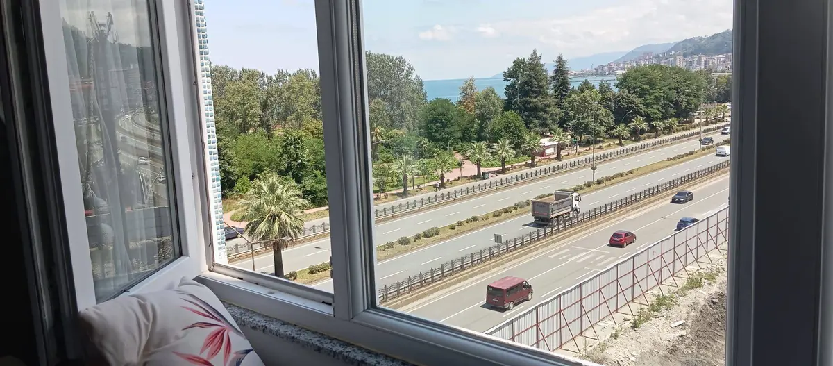 Rize Merkez Ekrem Orhon Mahallesi 3+1 120 m² satılık daire - Fotoğraf 2