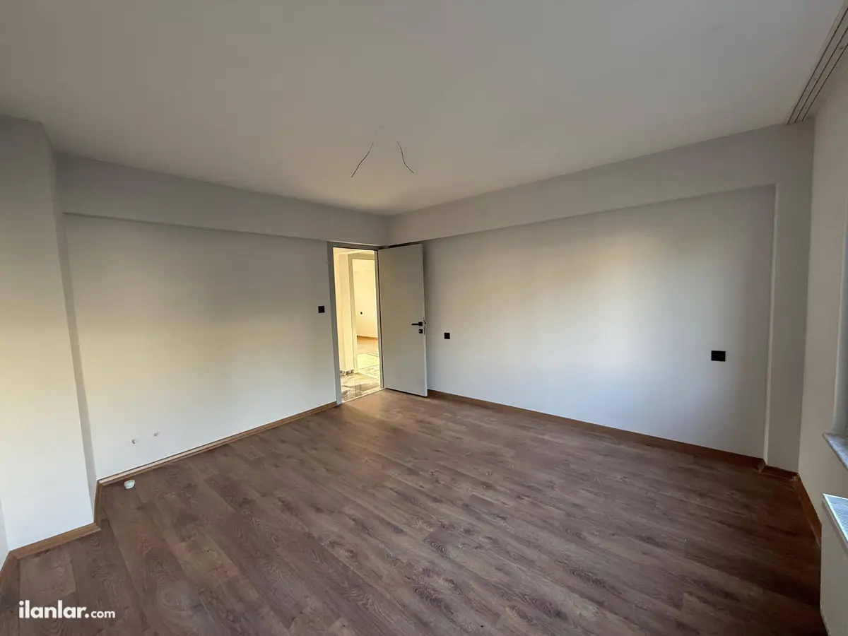 Aydın Efeler Kurtuluş Mahallesi 3+1 140 m² kiralık daire - Fotoğraf 2