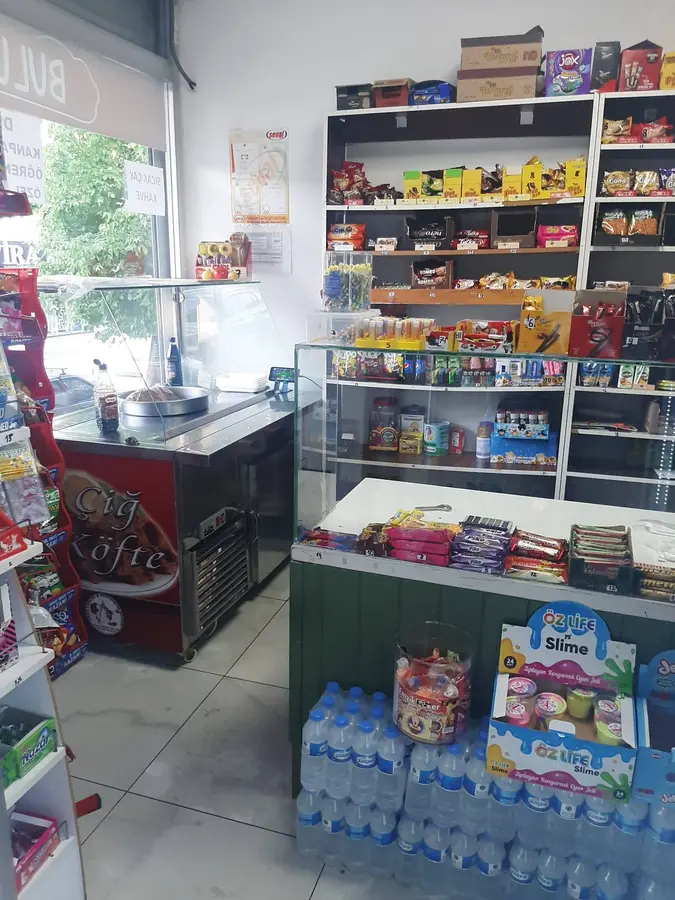 İstanbul Küçükçekmece İnönü Mahallesi 20 m² devren Satılık büfe - Fotoğraf 2