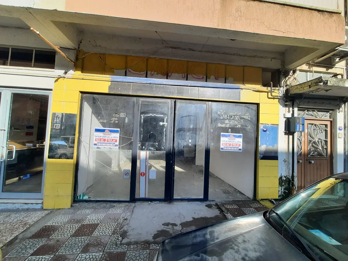 İzmir Tire Kurtuluş Mahallesi 141 m² satılık dükkan & Mağaza - Fotoğraf 3
