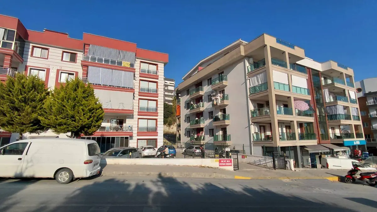 Aydın Kuşadası Ege Mahallesi 5+2 300 m² satılık daire - Fotoğraf 2