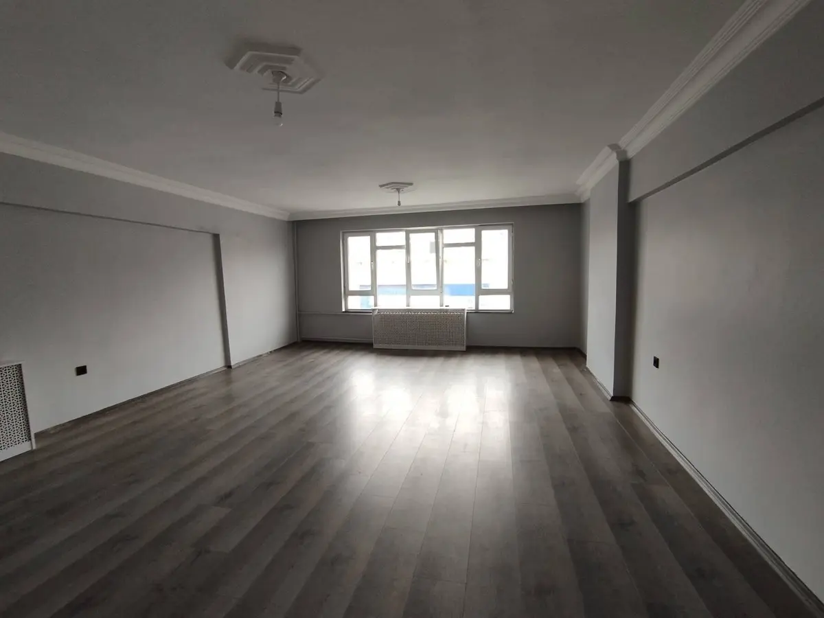 Eskişehir Odunpazarı Kurtuluş Mahallesi 3+1 150 m² satılık daire - Fotoğraf 1