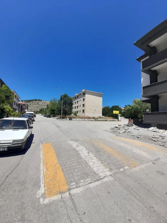 Erzincan Merkez Başbağlar Mahallesi 3+1 145 m² satılık daire - Fotoğraf 3