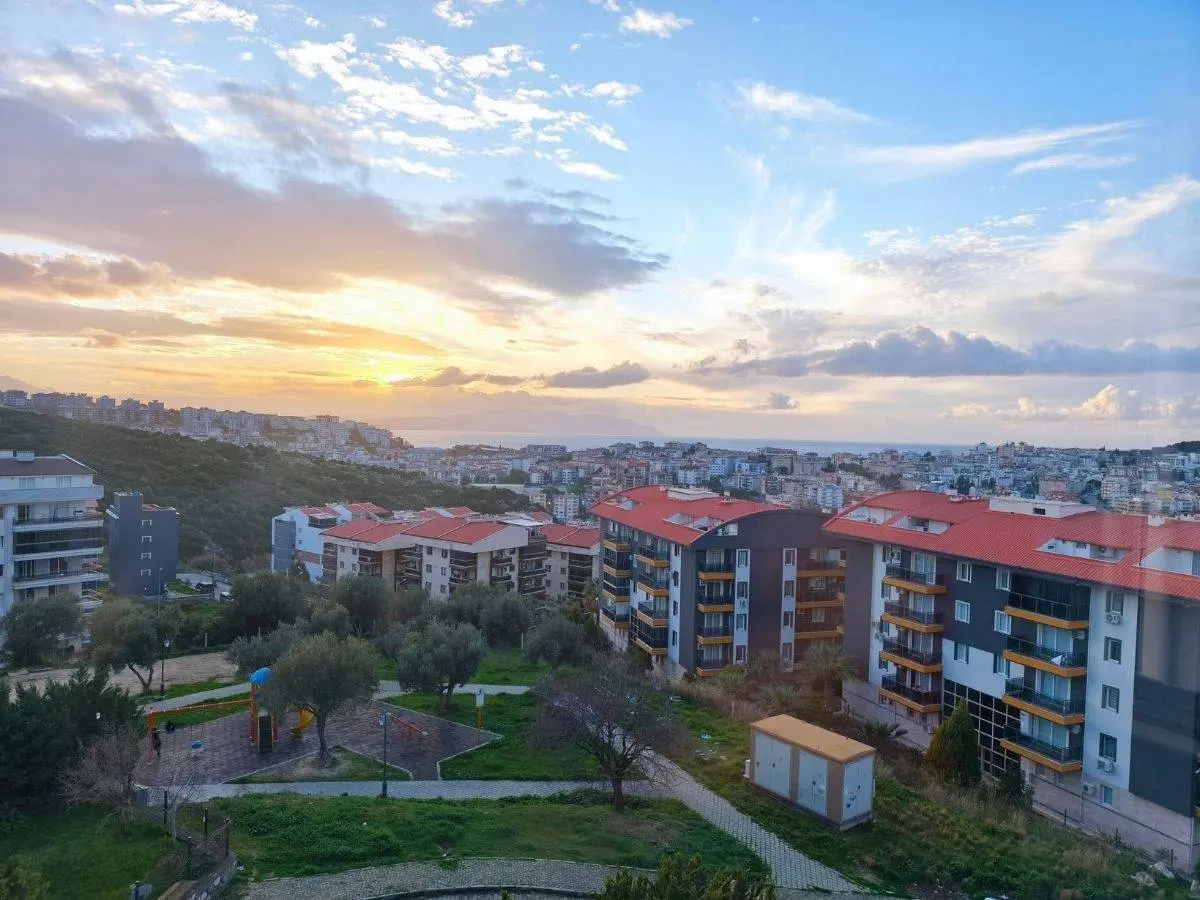 Aydın Kuşadası İkiçeşmelik Mahallesi 4+1 280 m² satılık daire - Fotoğraf 2