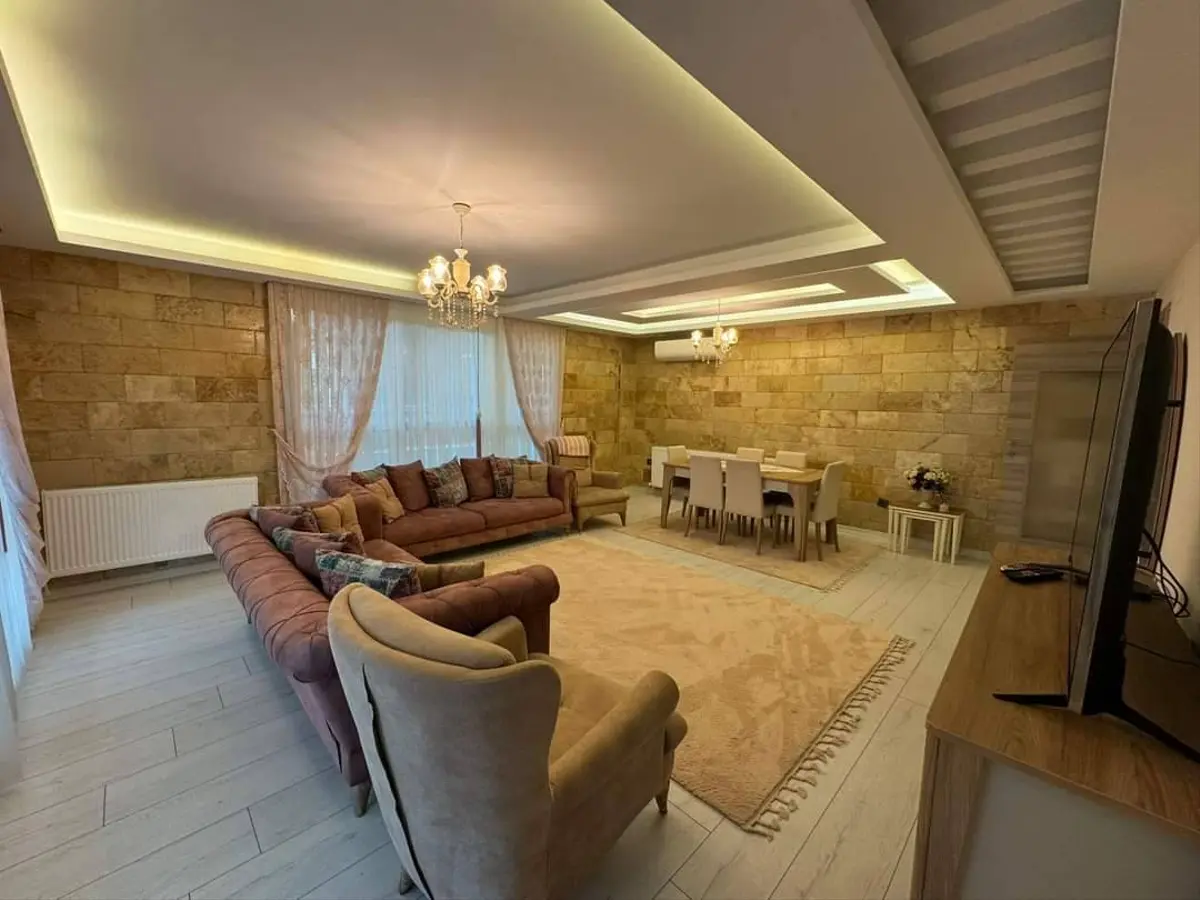 Aydın Kuşadası Ege Mahallesi 3+1 190 m² satılık daire - Fotoğraf 2