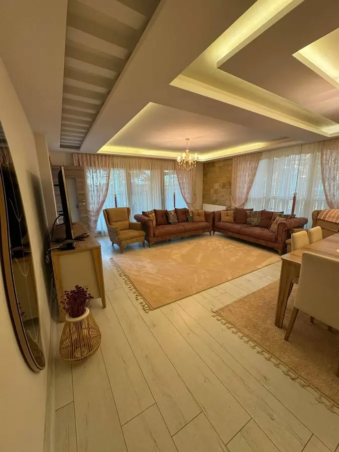 Aydın Kuşadası Ege Mahallesi 3+1 190 m² satılık daire - Fotoğraf 3