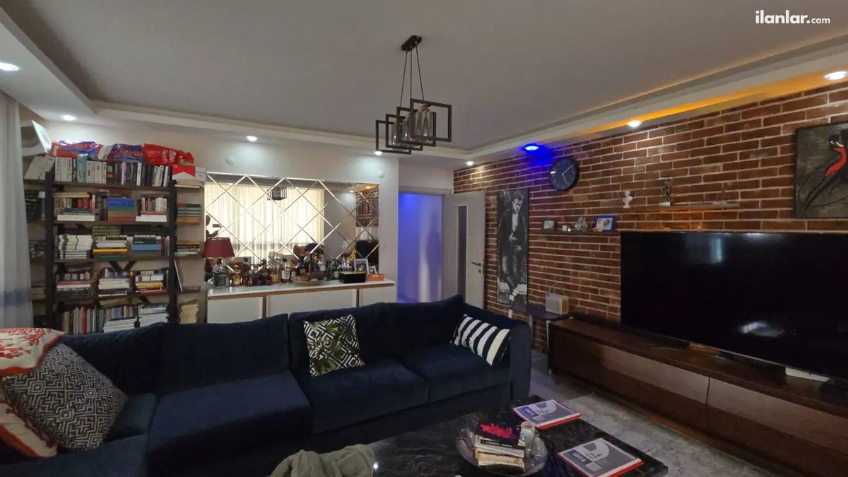 İzmir Bornova Yeşilova Mahallesi 3+1 165 m² satılık daire - Fotoğraf 1