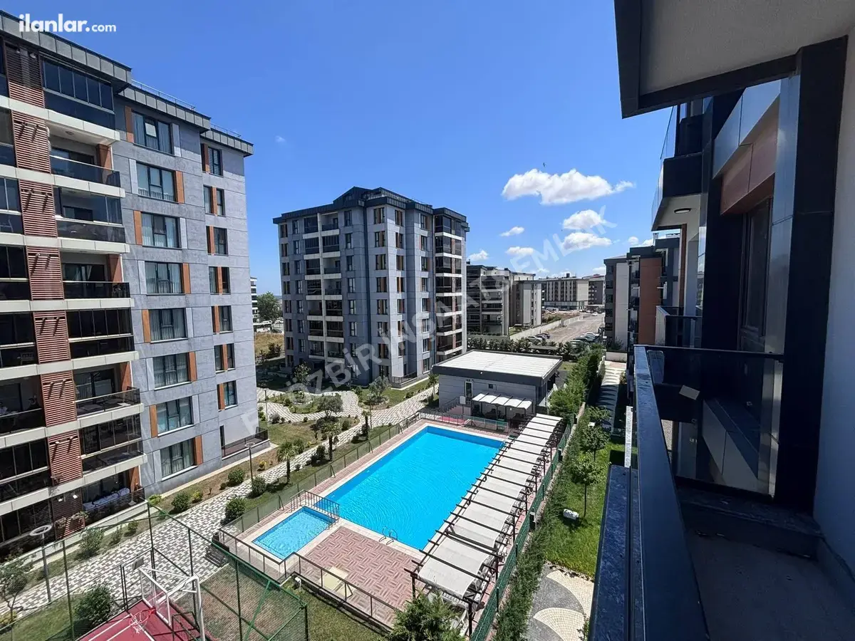 Tekirdağ Çerkezköy Cumhuriyet Mahallesi 1+1 65 m² satılık daire - Fotoğraf 1