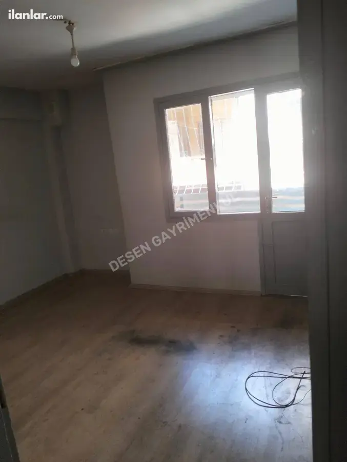İzmir Buca Hürriyet Mahallesi 2+1 90 m² kiralık daire - Fotoğraf 1