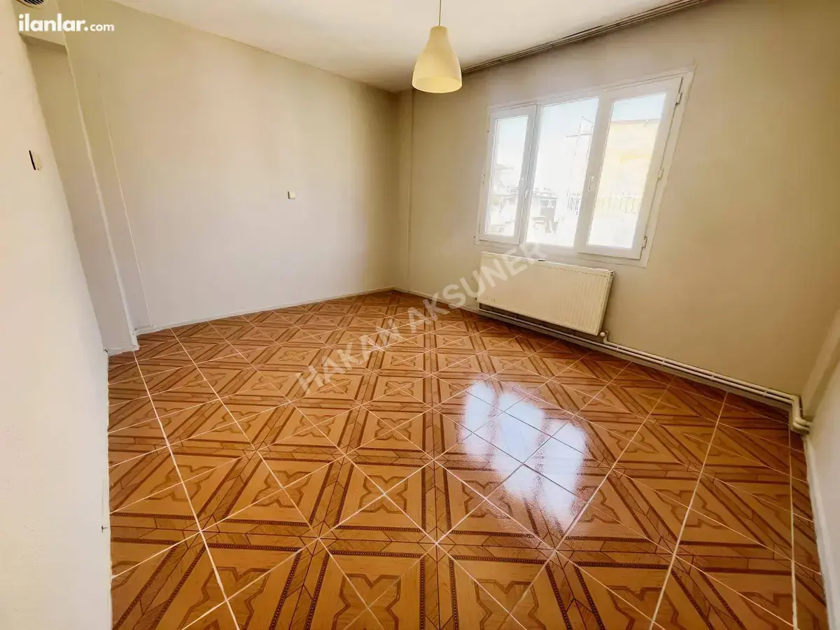 İzmir Bornova Doğanlar Mahallesi 2+1 110 m² kiralık daire - Fotoğraf 3