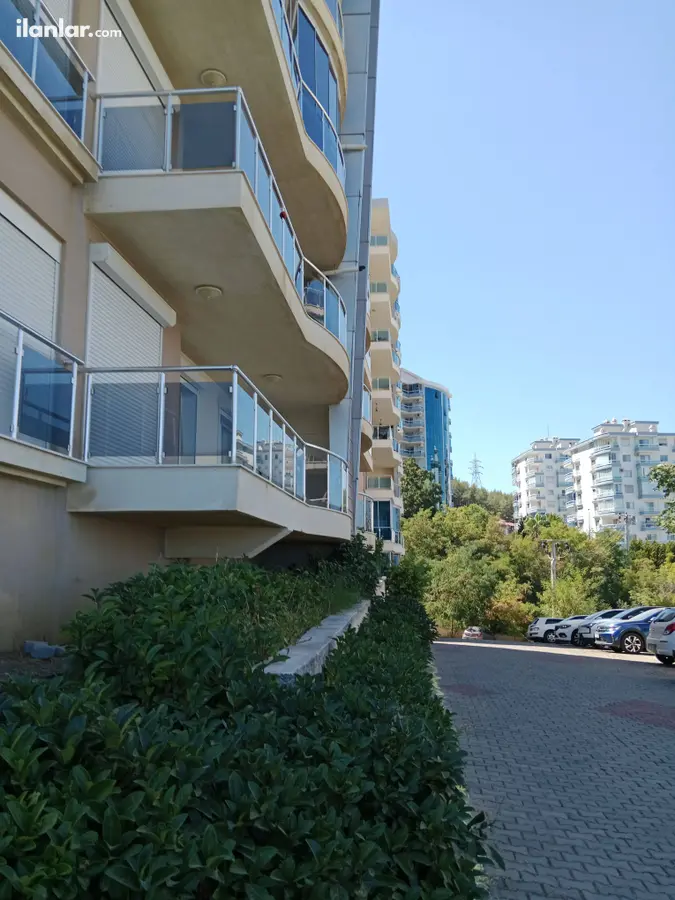 İzmir Narlıdere Narlı Mahallesi 4+1 196 m² satılık daire - Fotoğraf 2