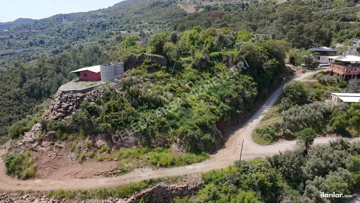 Antalya Alanya Burçaklar Mahallesi 776 m² satılık villa arsa - Fotoğraf 2