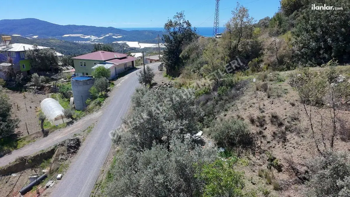 Antalya Alanya Büyükpınar Mahallesi 500 m² satılık villa arsa - Fotoğraf 1