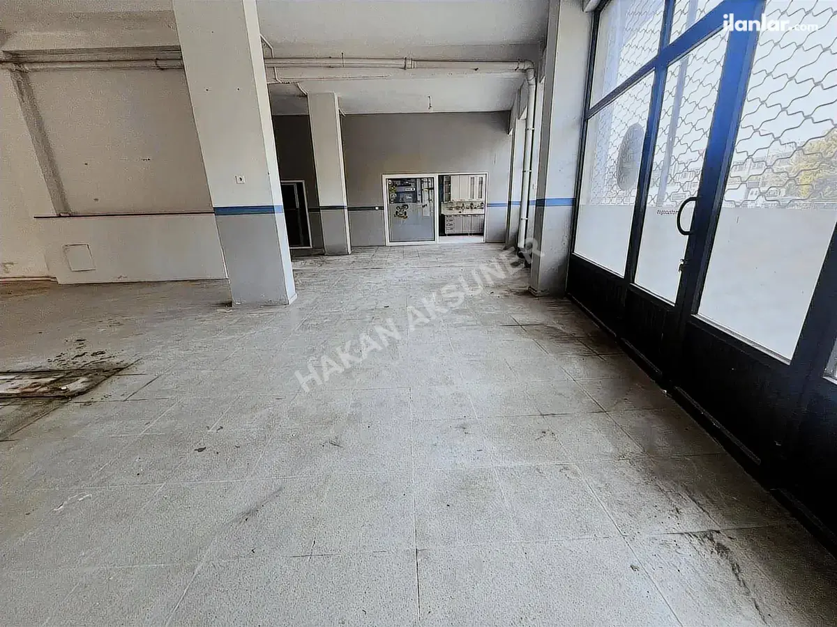 İzmir Bornova Yeşilova Mahallesi 240 m² kiralık dükkan & Mağaza - Fotoğraf 2
