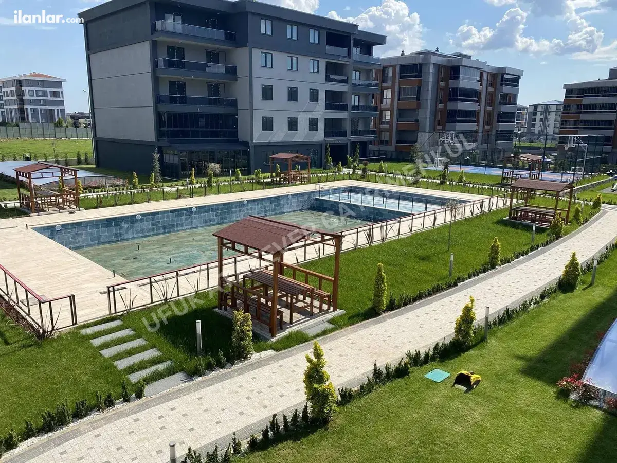 Tekirdağ Çerkezköy Cumhuriyet Mahallesi 3+1 145 m² satılık daire - Fotoğraf 1