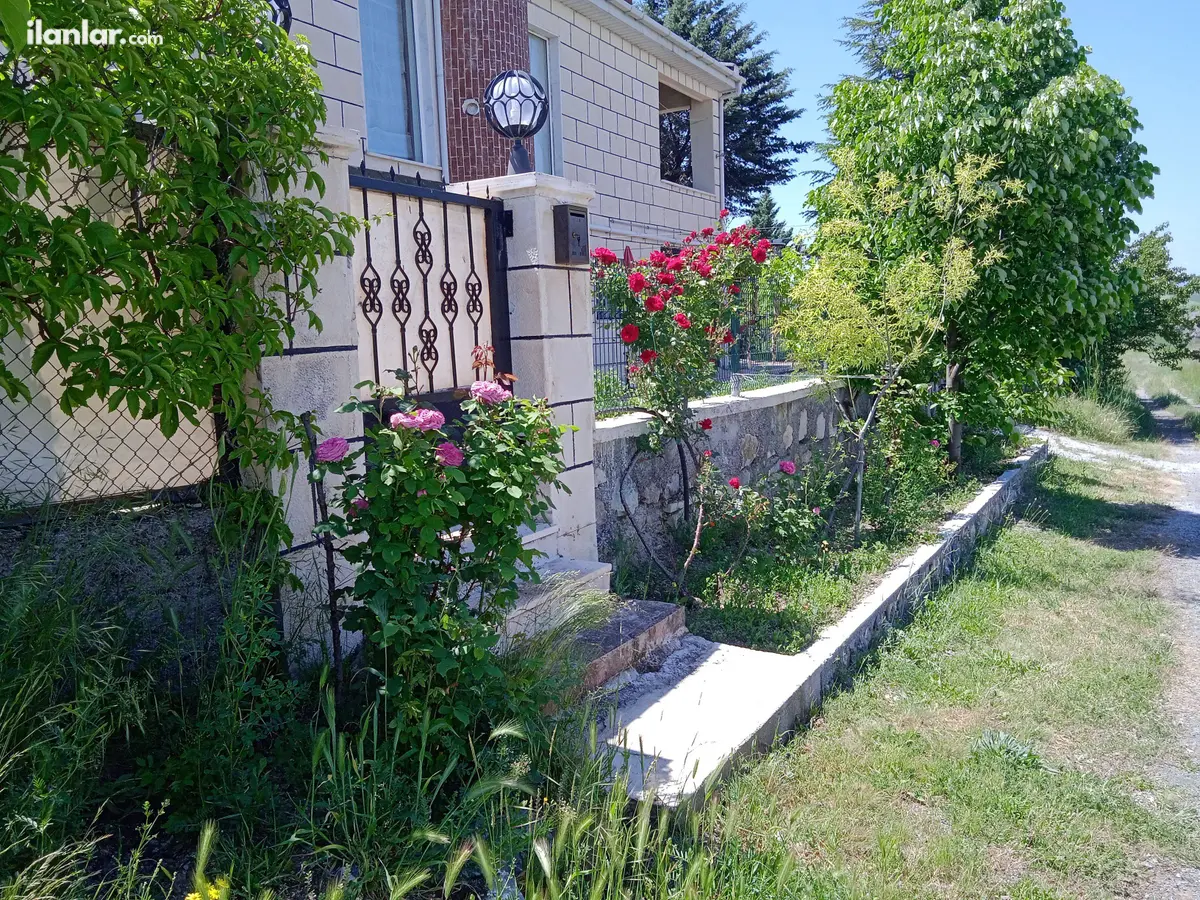 Çorum Alaca Koçhisar Köyü Mahallesi 4+2 300 m² satılık villa - Fotoğraf 1
