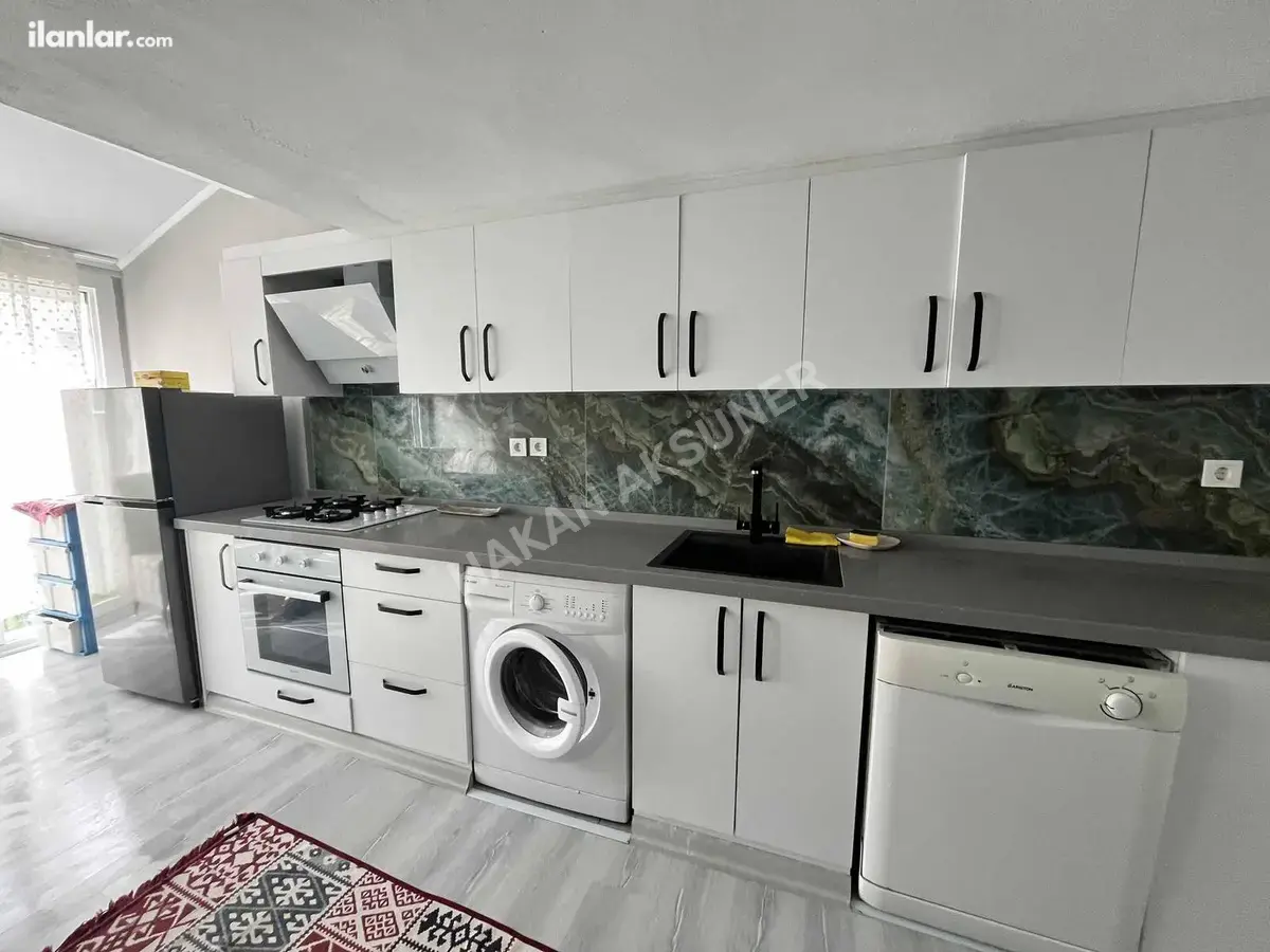 İzmir Çeşme Yalı Mahallesi 3+1 160 m² kiralık müstakil Ev - Fotoğraf 1
