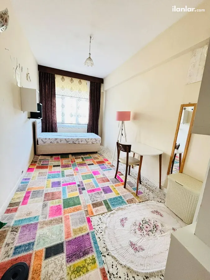Mersin Mezitli Fatih Mahallesi 2+1 135 m² kiralık daire - Fotoğraf 1