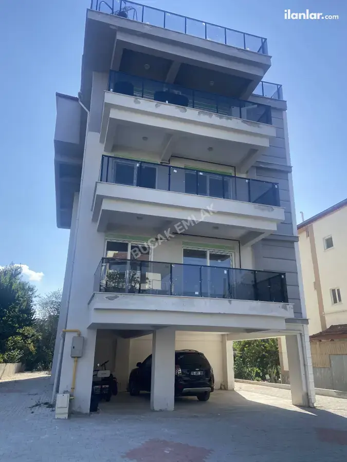 Burdur Bucak Mehmet Akif Mahallesi 2+1 105 m² satılık daire - Fotoğraf 1