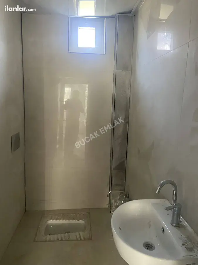 Burdur Bucak Mehmet Akif Mahallesi 2+1 105 m² satılık daire - Fotoğraf 2