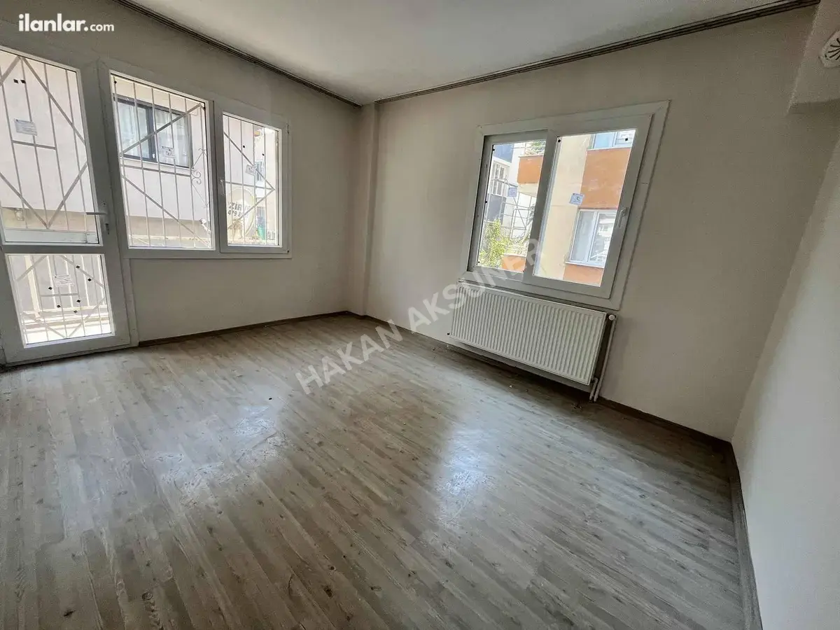 İzmir Bornova Doğanlar Mahallesi 3+1 130 m² kiralık daire - Fotoğraf 2