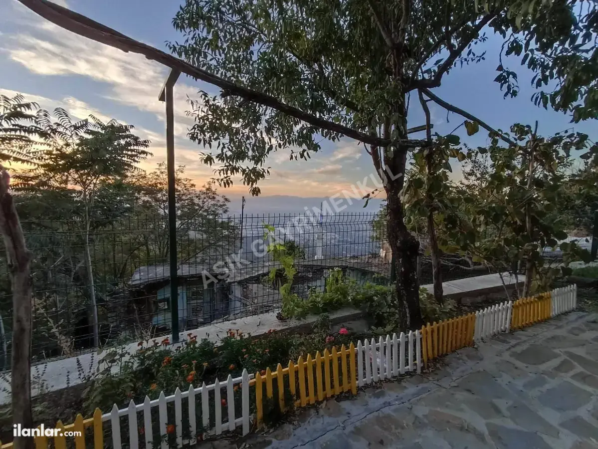 İzmir Tire Cambazlı Mahallesi 5.5+1 500 m² satılık müstakil Ev - Fotoğraf 2