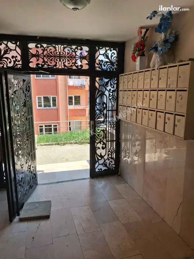 Rize Merkez Atmeydanı Mahallesi 2+1 85 m² kiralık daire - Fotoğraf 1