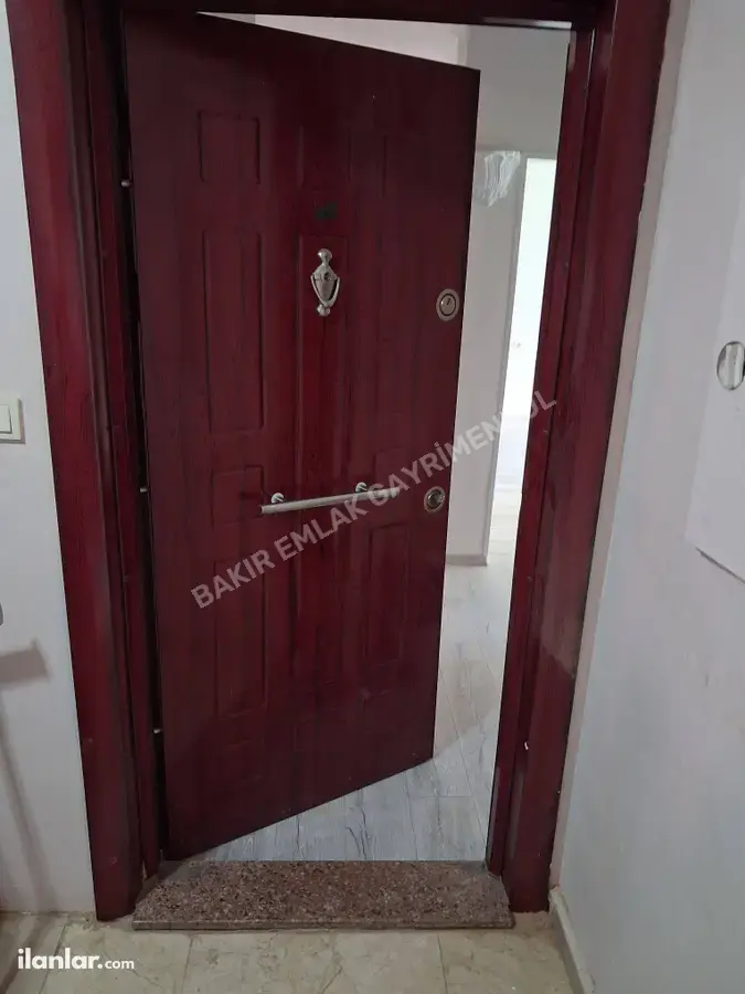 Rize Merkez Atmeydanı Mahallesi 2+1 85 m² kiralık daire - Fotoğraf 2