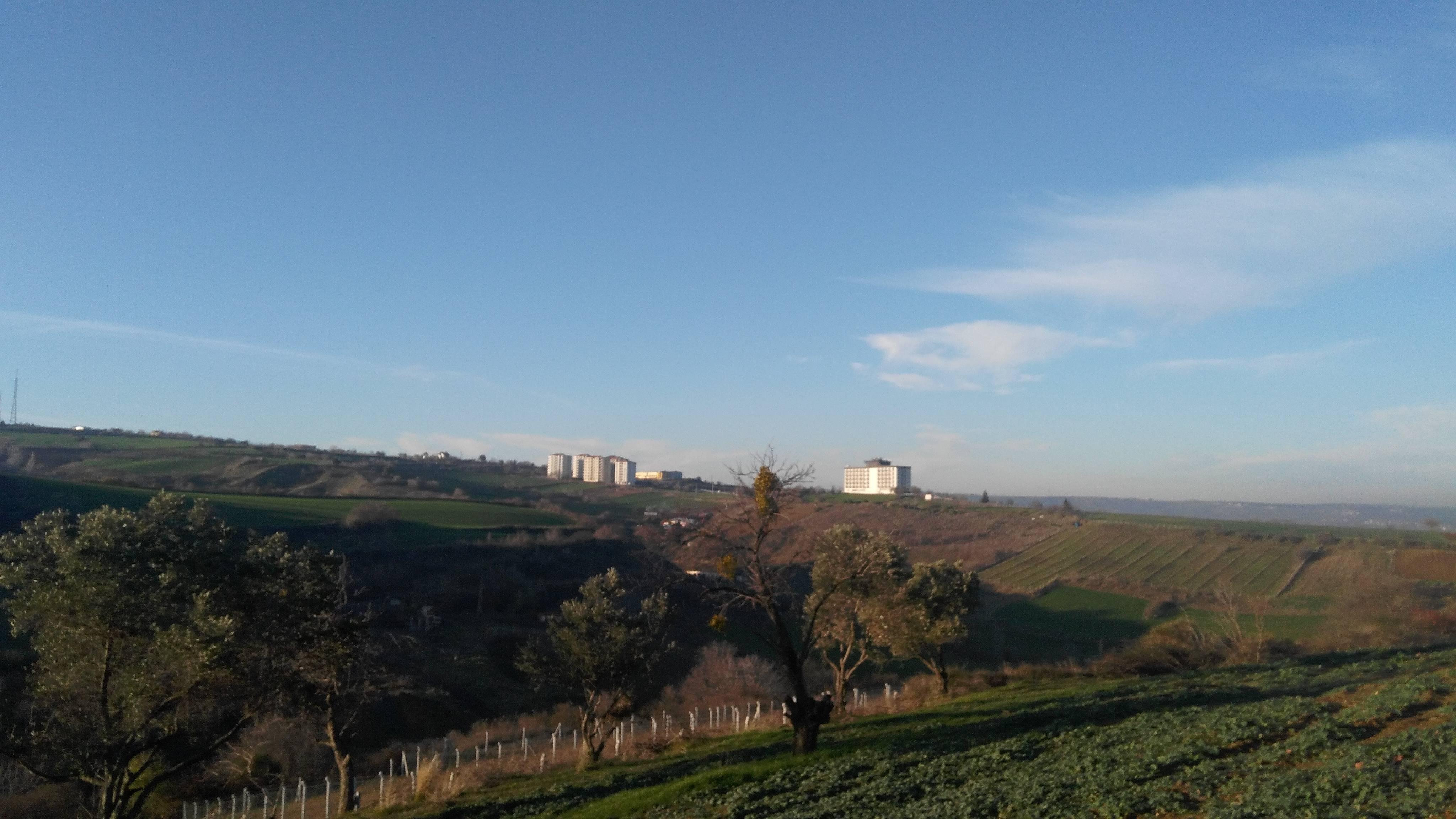 https://cdn.ilanlar.com/images/l1/l2/{width}/{height}/30000483_1750743272542402772.jpg