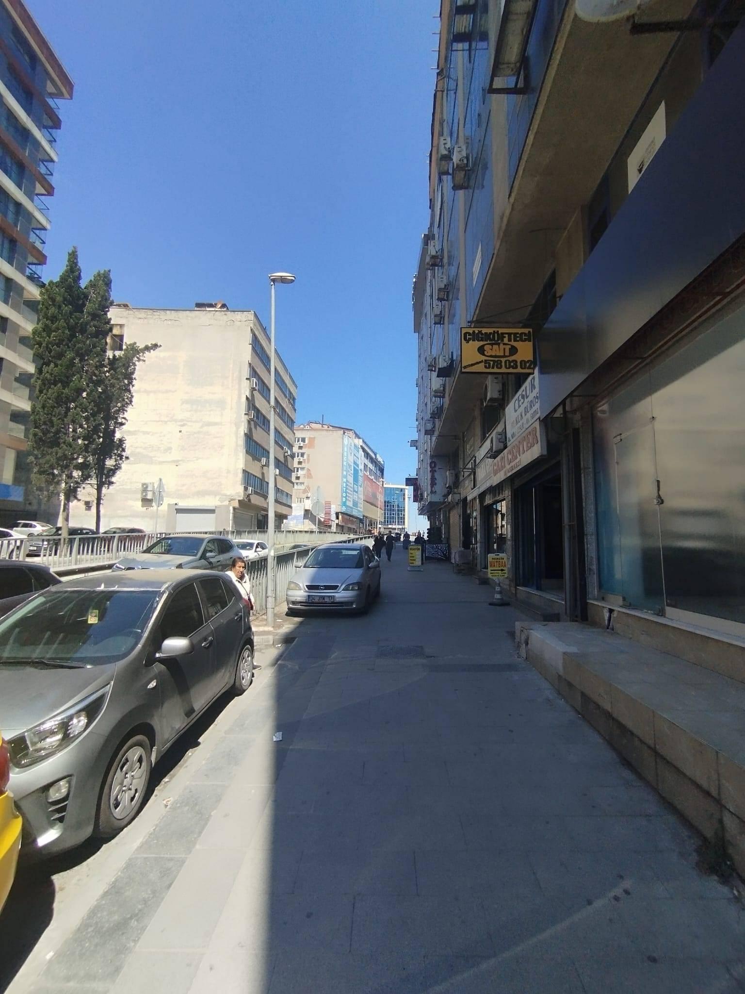 https://cdn.ilanlar.com/images/l1/l2/{width}/{height}/30005320_1762598236775515589.jpg
