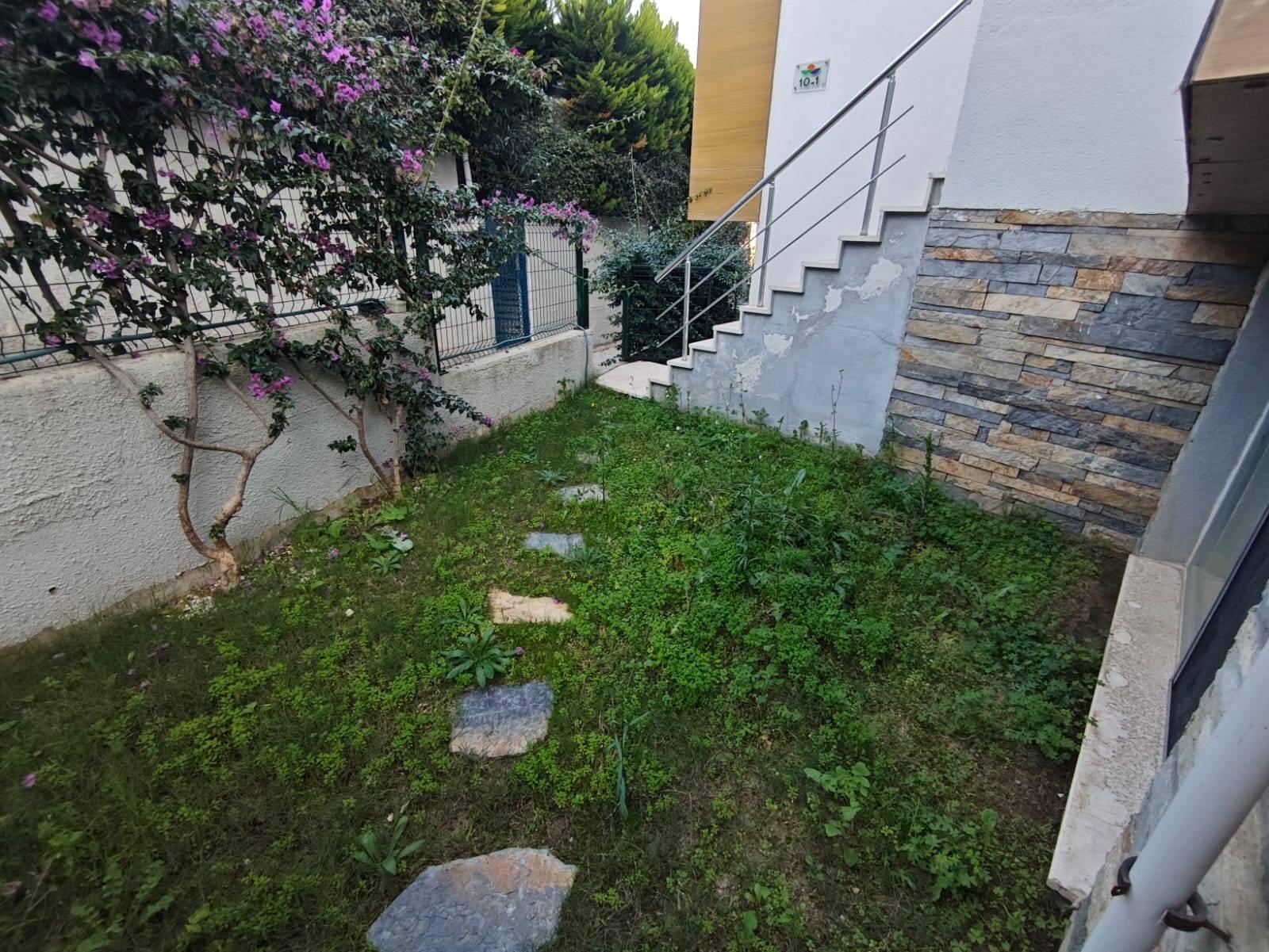 https://cdn.ilanlar.com/images/l1/l2/{width}/{height}/30006508_1765805775745050498.jpg