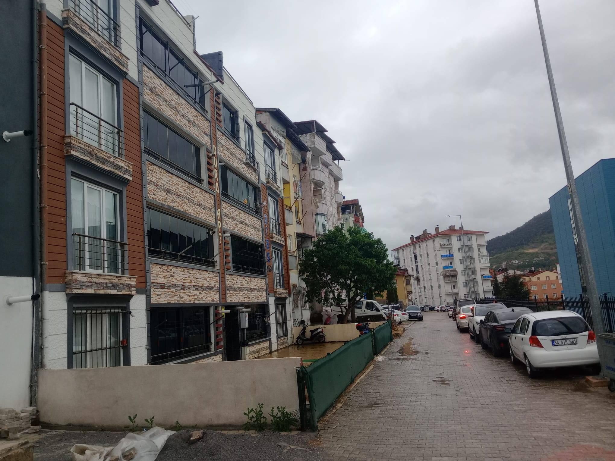 https://cdn.ilanlar.com/images/l1/l2/{width}/{height}/30006935_1780384602916478222.jpg