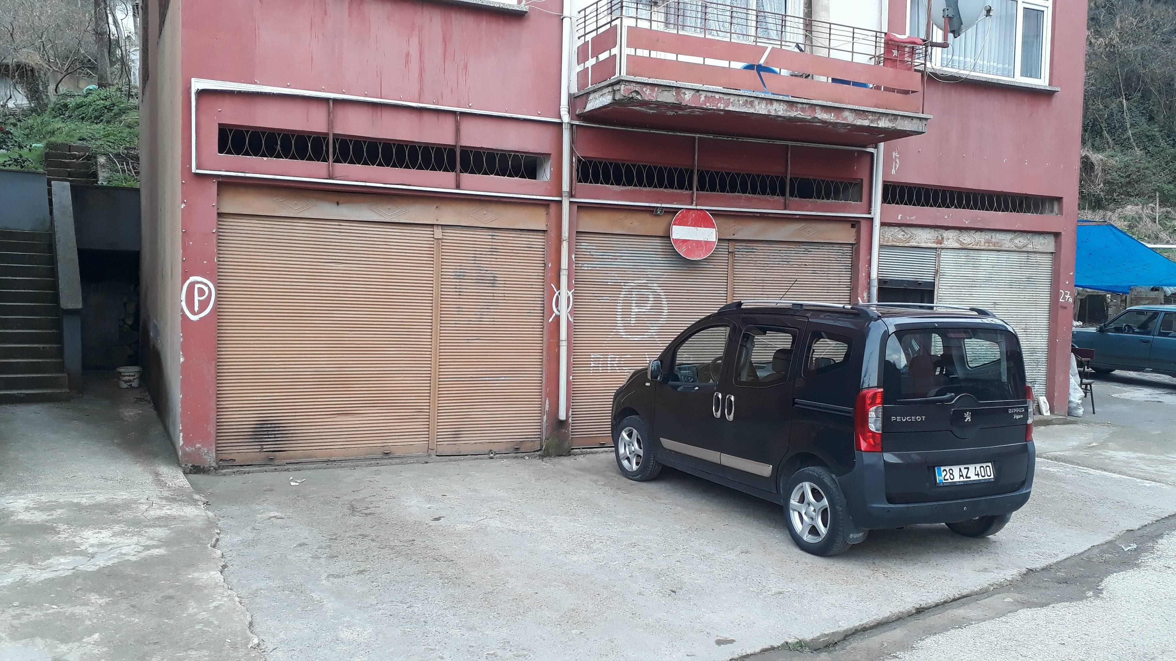 https://cdn.ilanlar.com/images/l1/l2/{width}/{height}/30009126_1774378705224839554.jpg